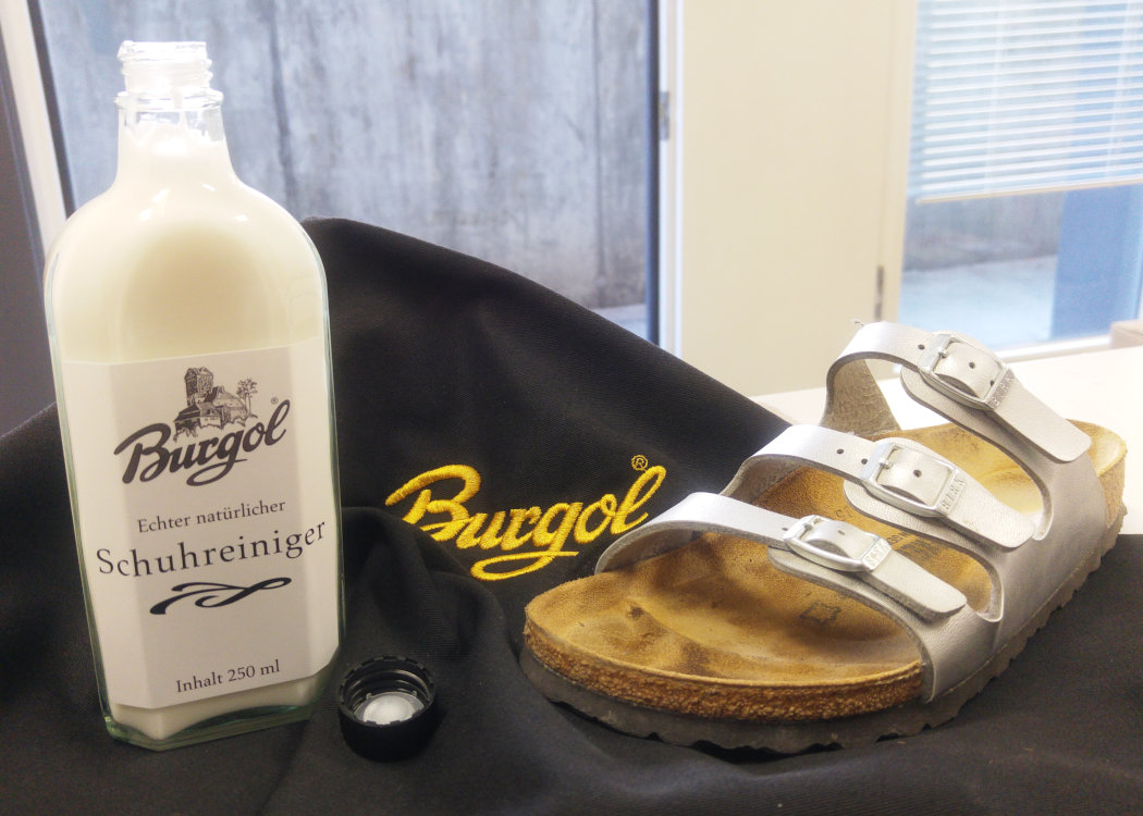 Eliminate the smell of sweat with the Burgol Shoe Cleaner