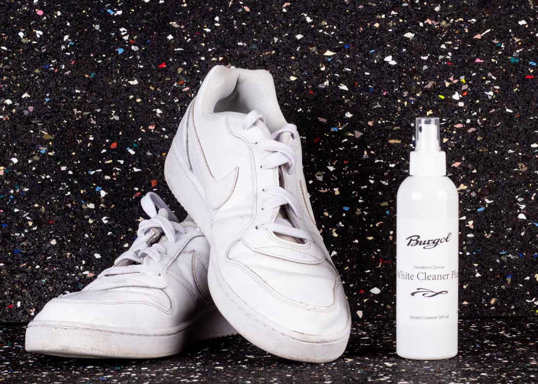  White Cleaner mit Sneaker Cleaner